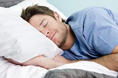 Недостаток сна у мужчин увеличивает риск заболевания раком